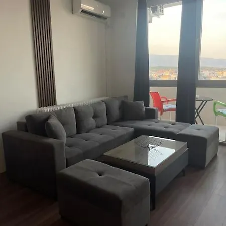 Sky View Center Üsküp